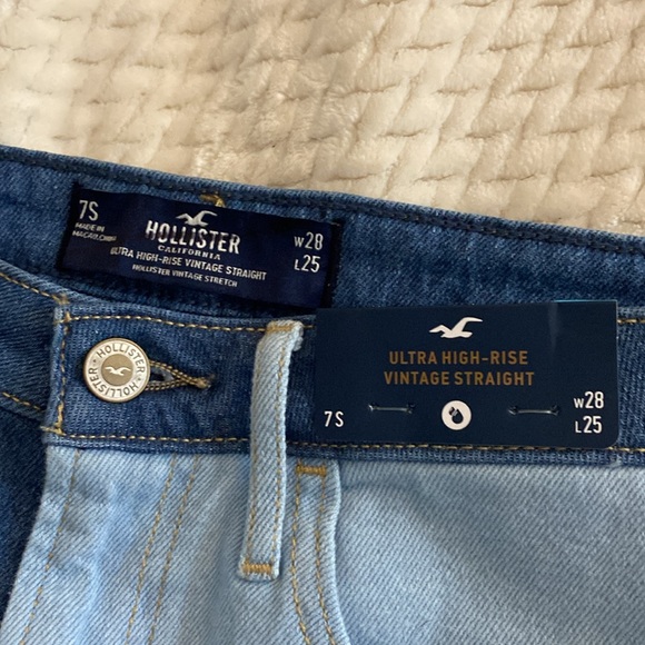 Hollister Patchwork Straight Jean - Picture 9 of 10
